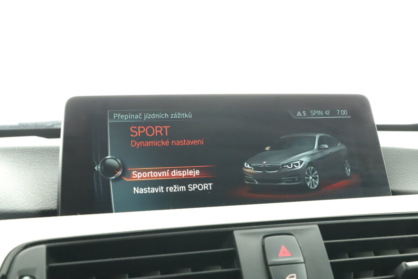 BMW 3GT, 2016