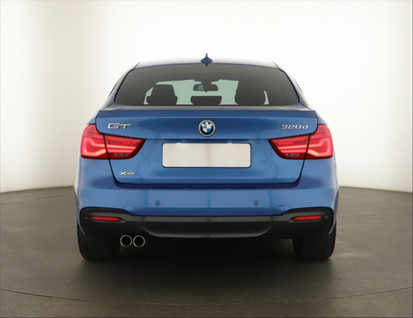 BMW 3GT, 2016