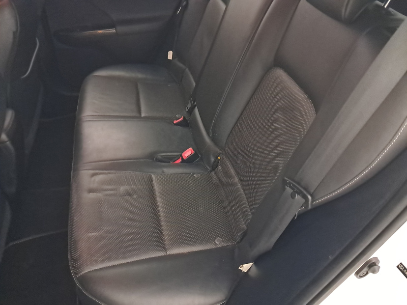Lexus CT, 2012