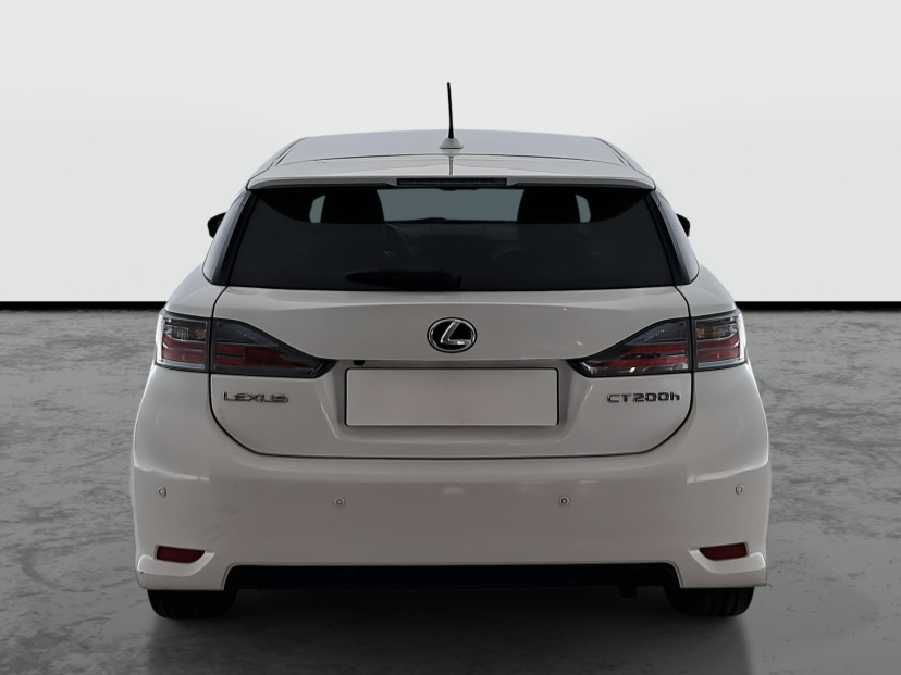 Lexus CT, 2012
