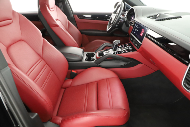 Porsche Cayenne - 2020