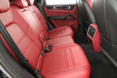 Porsche Cayenne - 2020