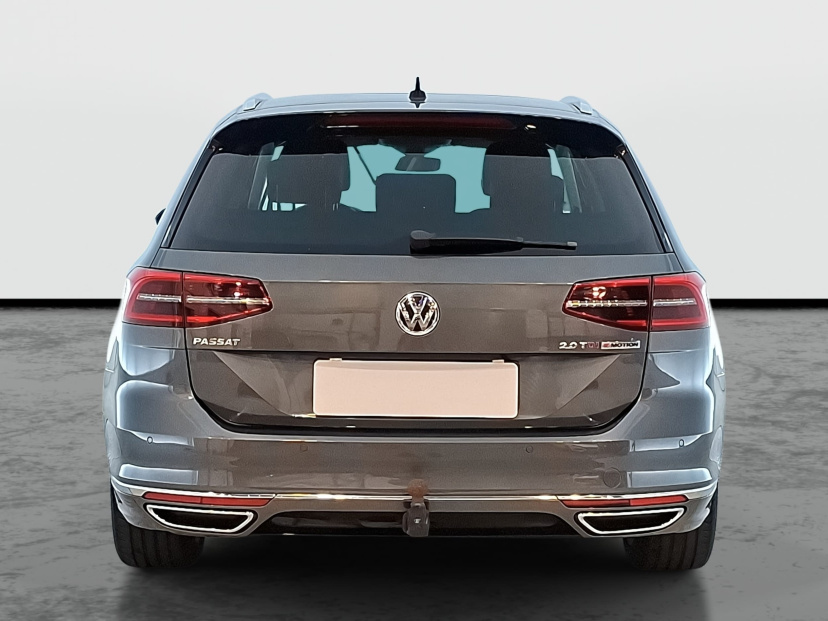 Volkswagen Passat, 2016