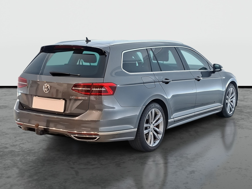 Volkswagen Passat, 2016