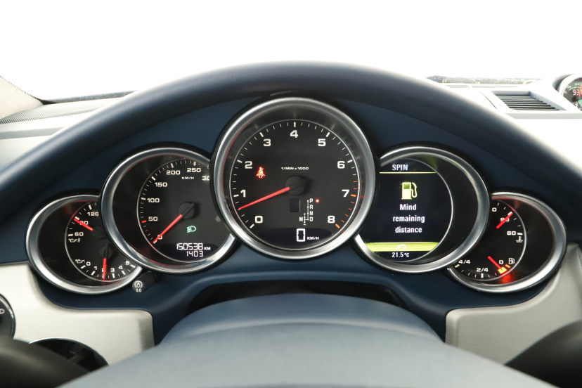 Porsche Panamera, 2011