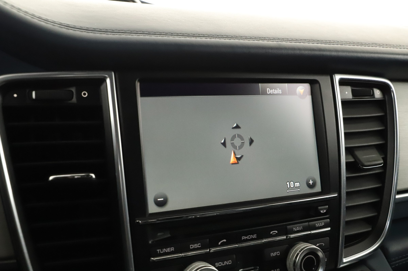 Porsche Panamera - 2011