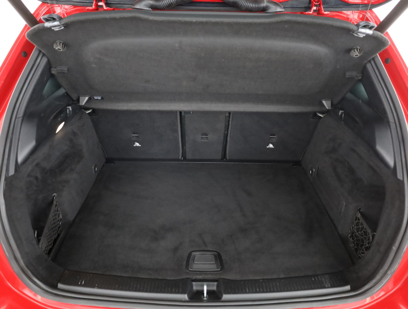 Mercedes-Benz B, 2019