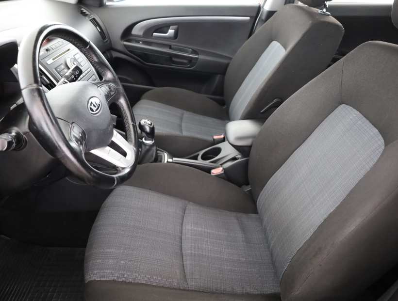 Kia Ceed, 2010
