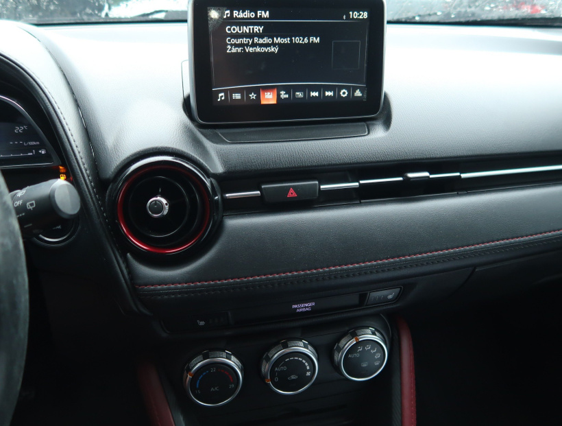 Mazda CX-3, 2016