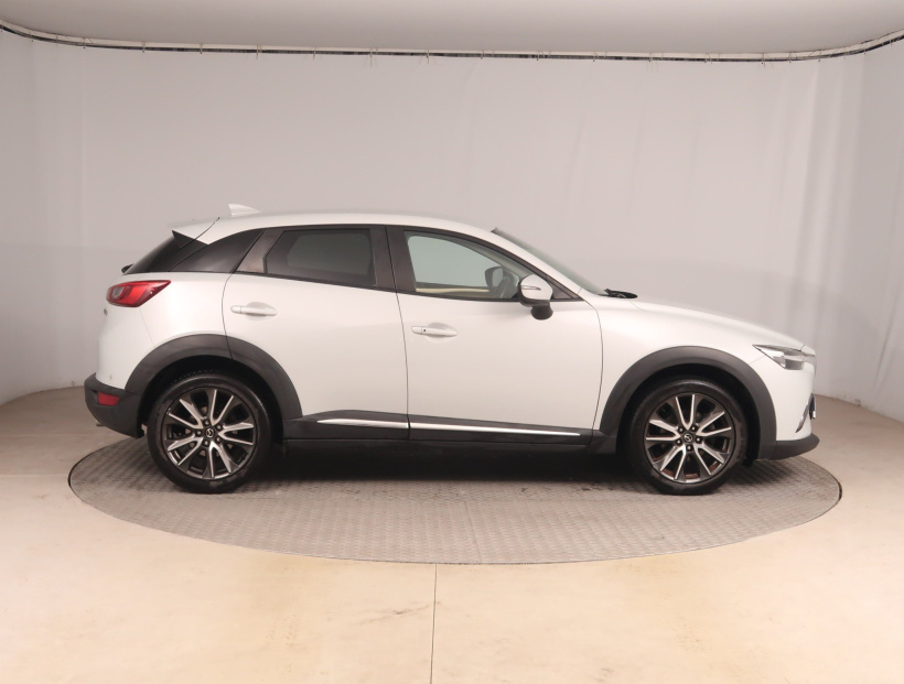 Mazda CX-3, 2016