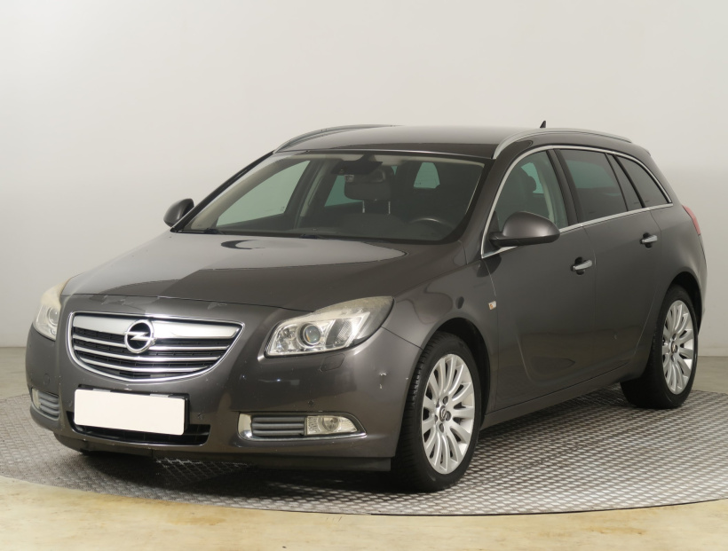 Opel Insignia, 2011
