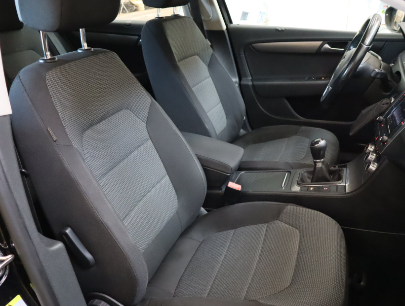Volkswagen Passat, 2014