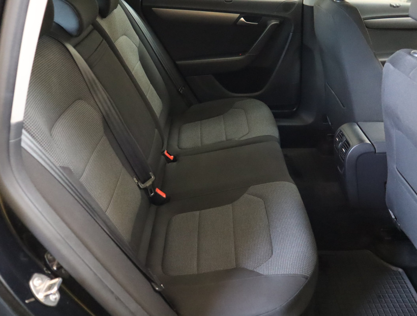 Volkswagen Passat, 2014