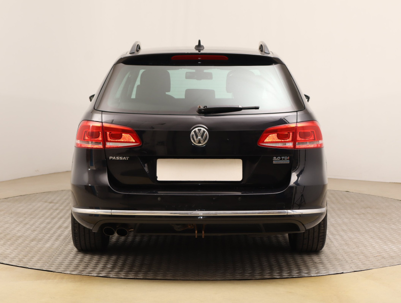Volkswagen Passat, 2014