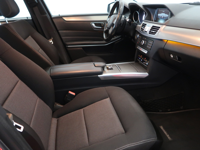 Mercedes-Benz E, 2016