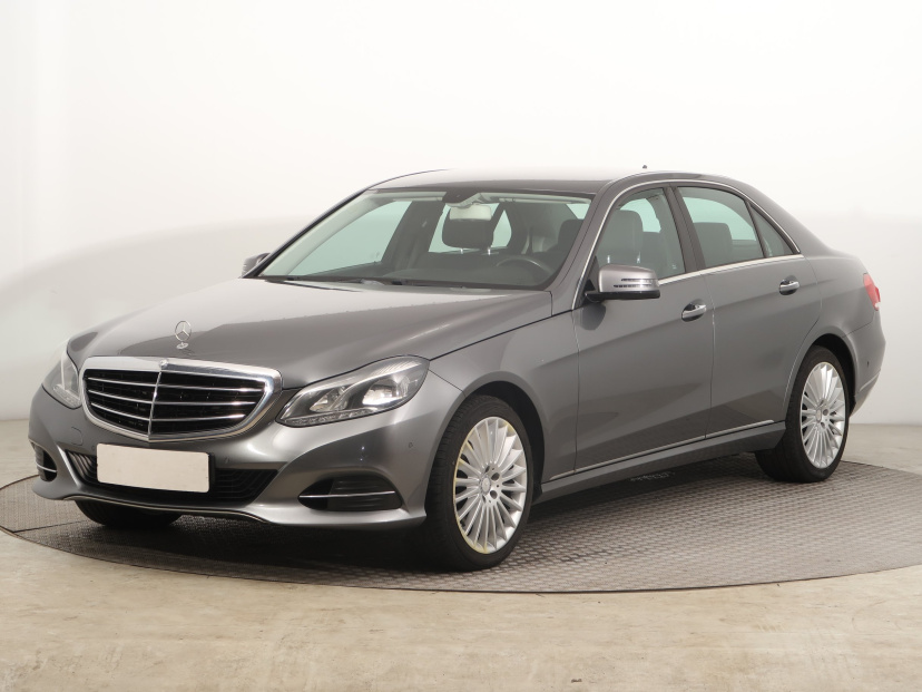 Mercedes-Benz E, 2016