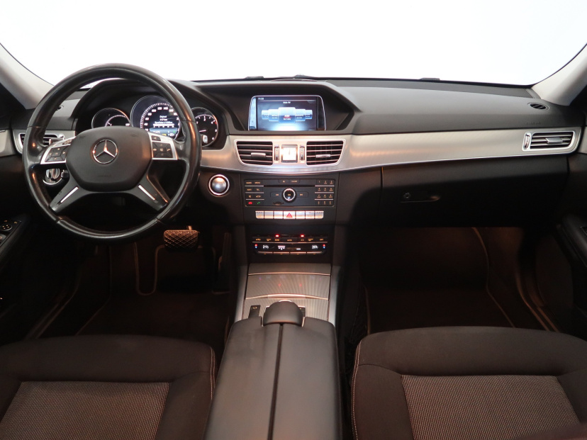 Mercedes-Benz E, 2016