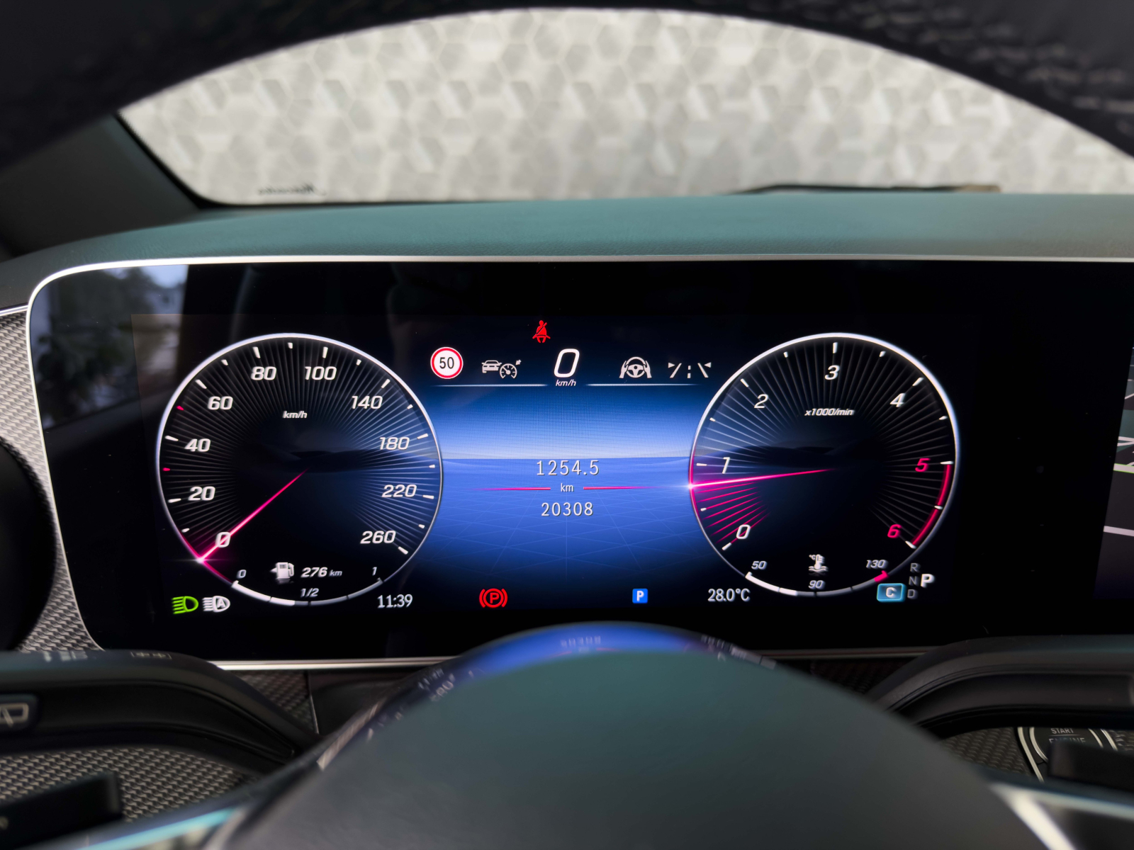 Mercedes-Benz V - 2025