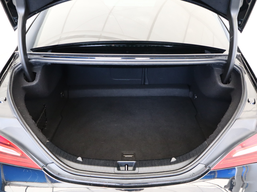 Mercedes-Benz CLA, 2016
