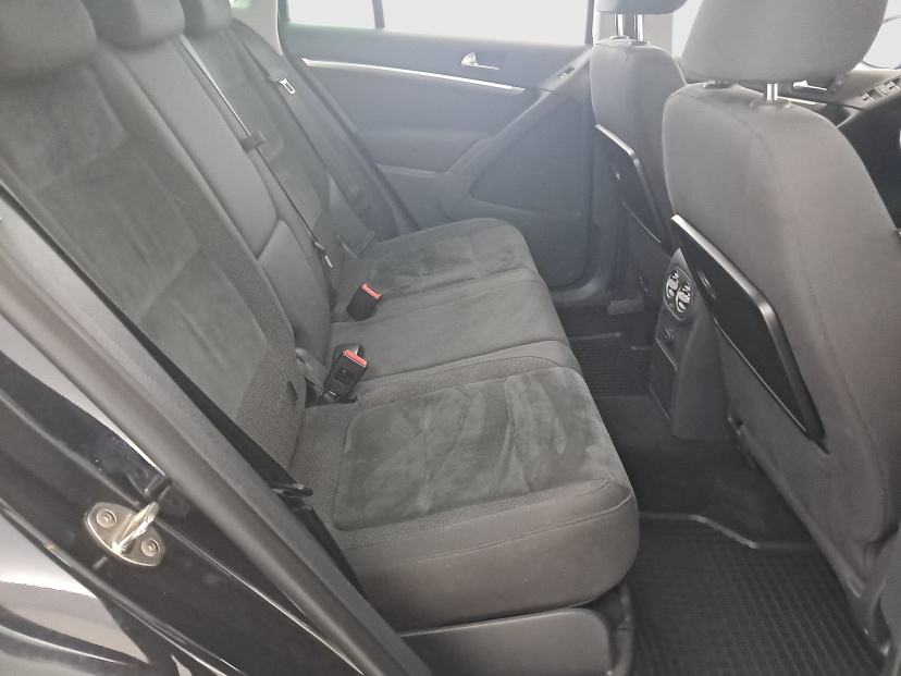 Volkswagen Tiguan, 2012