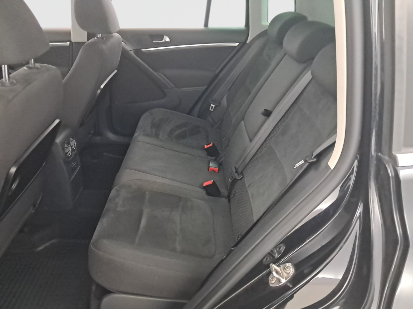 Volkswagen Tiguan, 2012