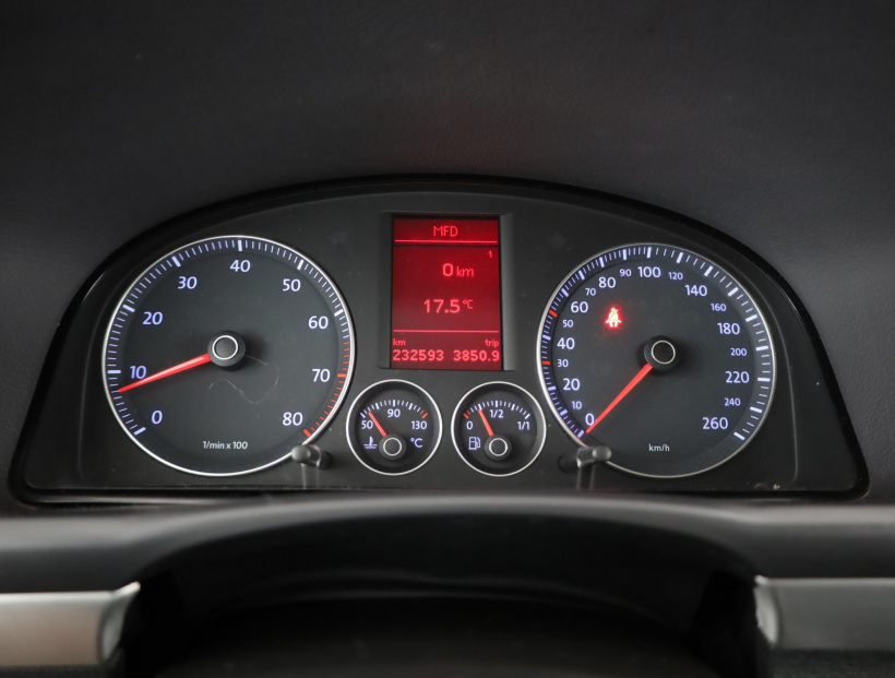 Volkswagen Touran, 2010