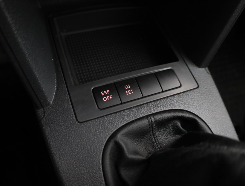 Volkswagen Touran, 2010