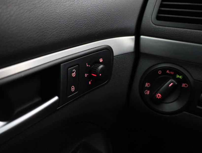 Volkswagen Touran, 2010