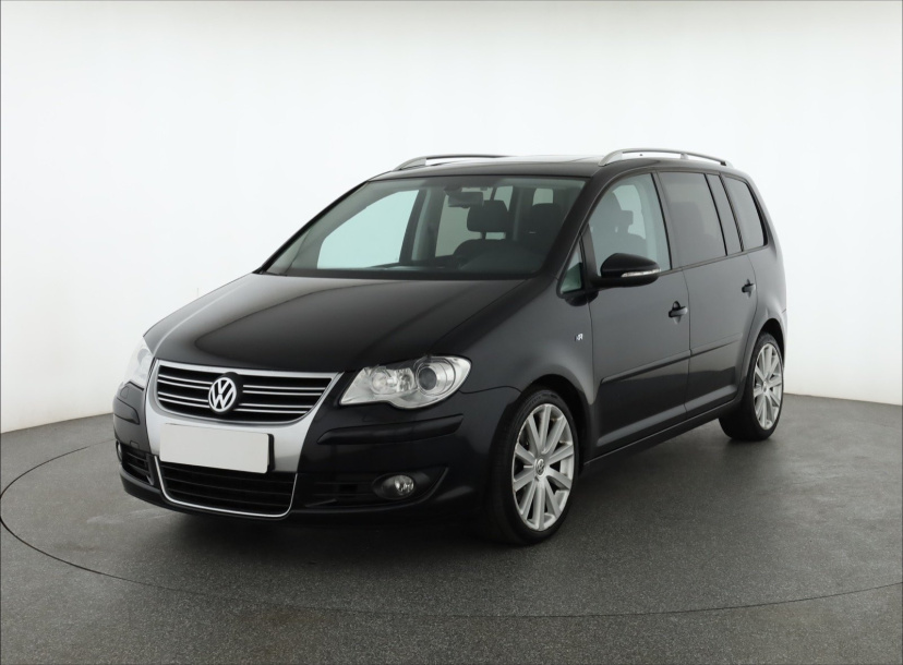 Volkswagen Touran, 2010