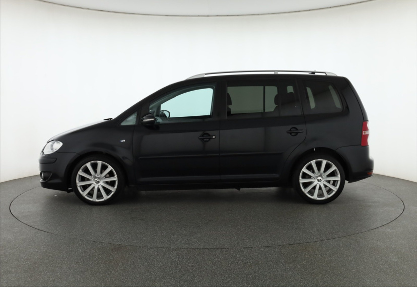 Volkswagen Touran, 2010