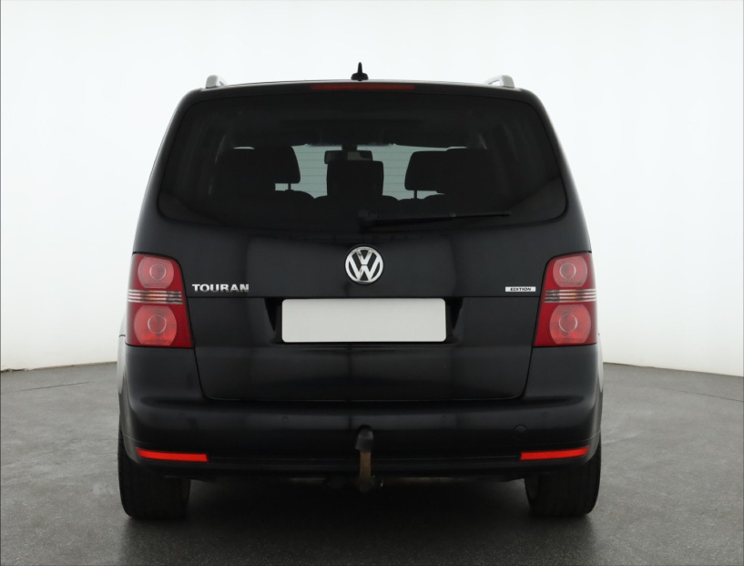 Volkswagen Touran, 2010