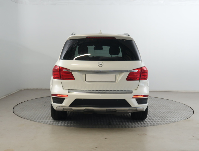 Mercedes-Benz GL, 2015