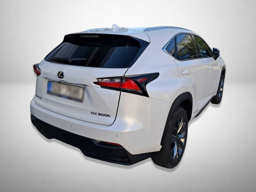 Lexus NX, 2015