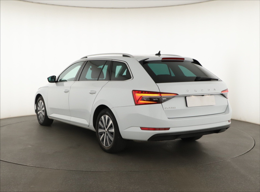 Škoda Superb, 2022
