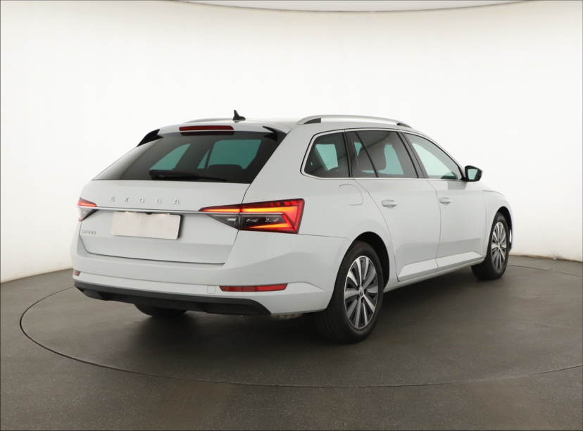 Škoda Superb, 2022