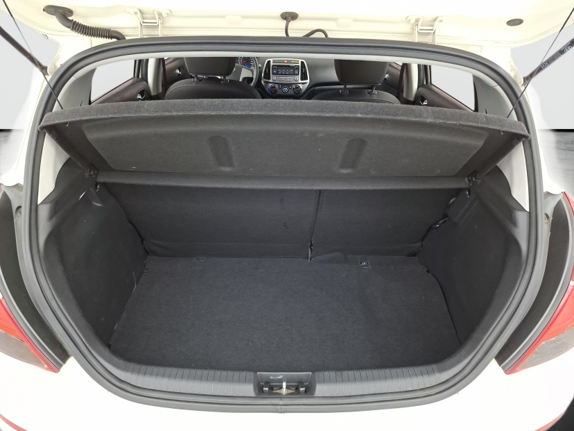 Hyundai i20, 2013