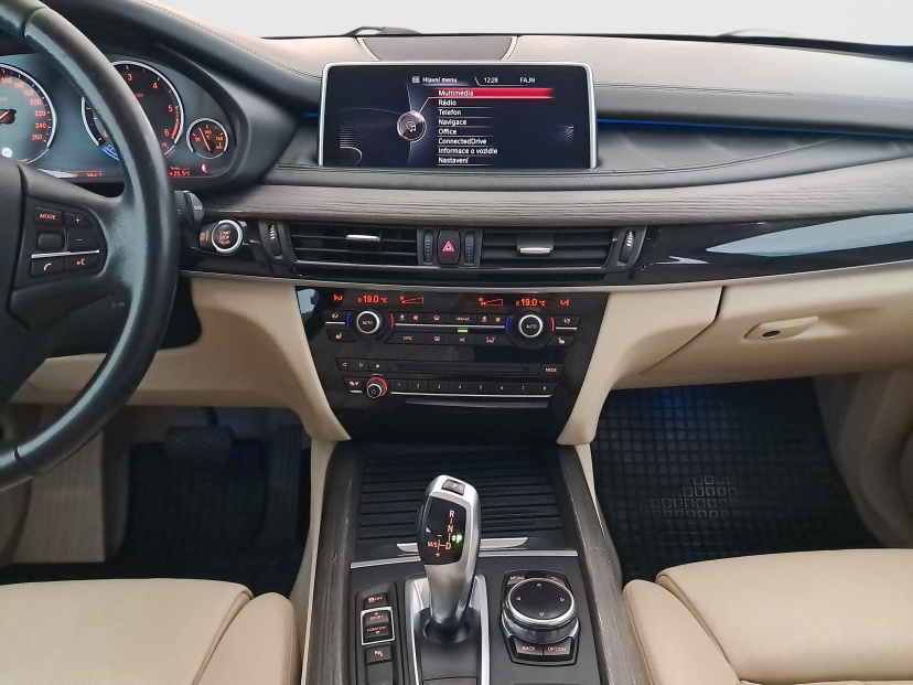 BMW X5, 2013