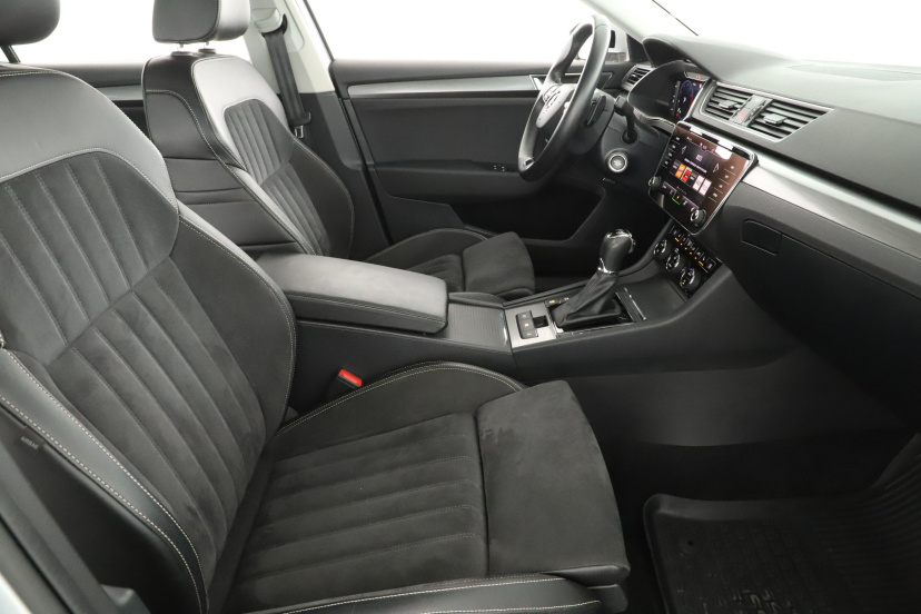 Škoda Superb, 2021