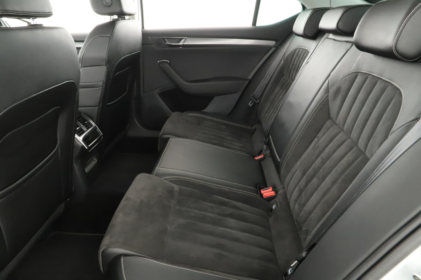 Škoda Superb, 2021
