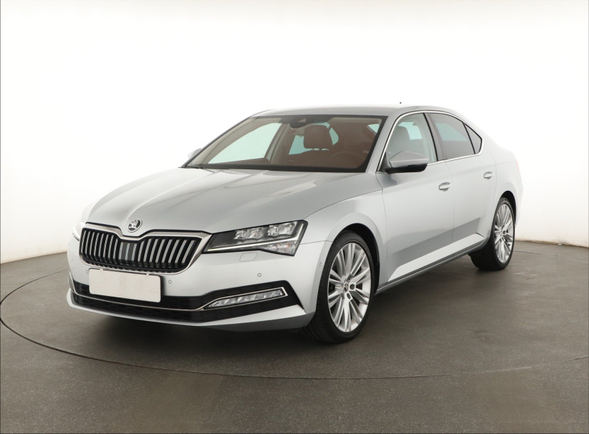 Škoda Superb, 2021