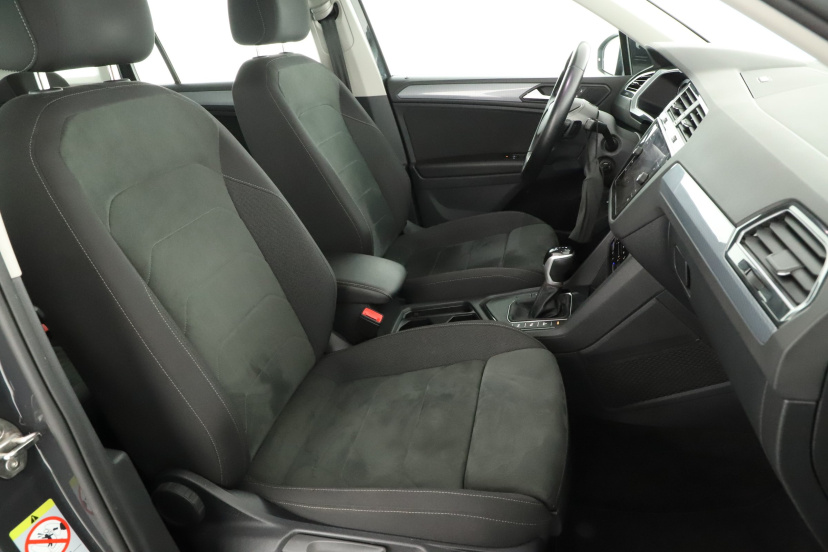 Volkswagen Tiguan, 2022