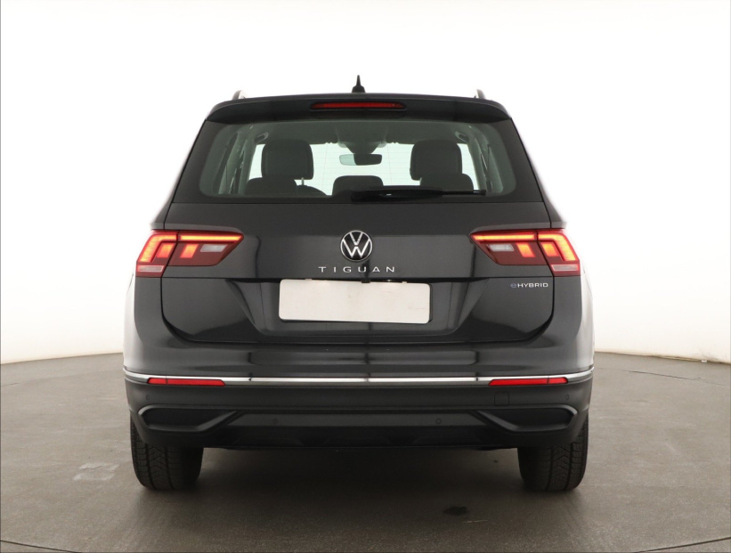 Volkswagen Tiguan, 2022