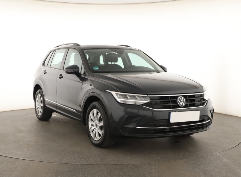 Volkswagen Tiguan, 2022