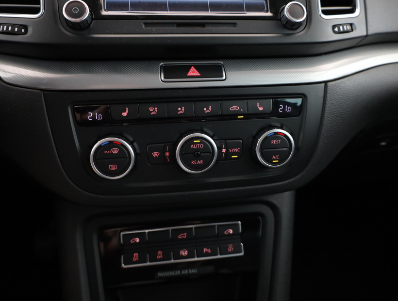 Volkswagen Sharan, 2013