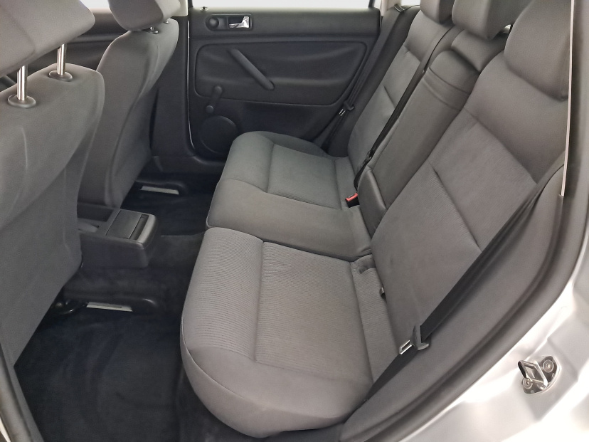 Volkswagen Passat, 2004