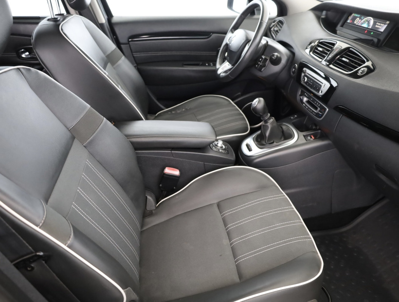 Renault Grand Scenic, 2012