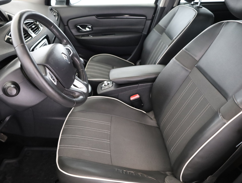 Renault Grand Scenic, 2012