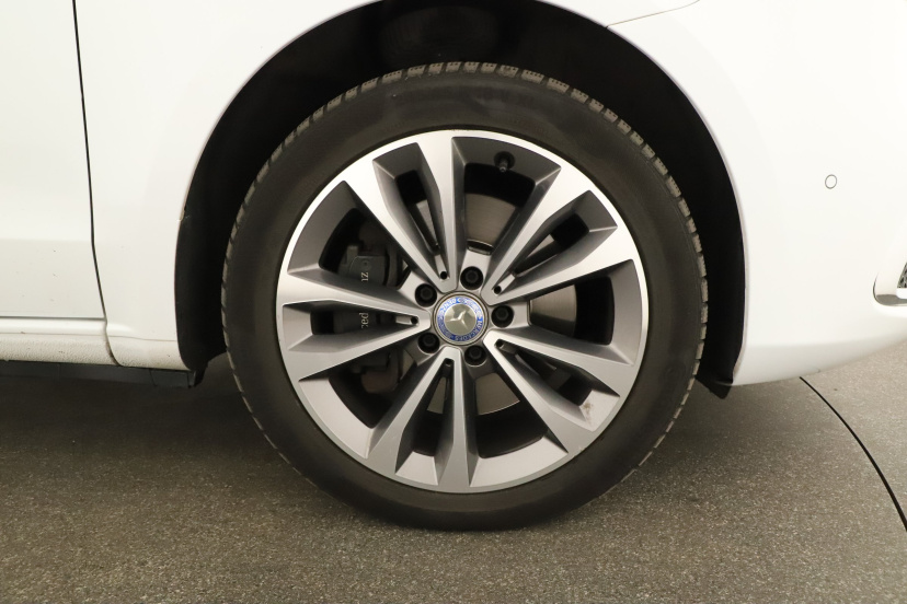 Mercedes-Benz V, 2020