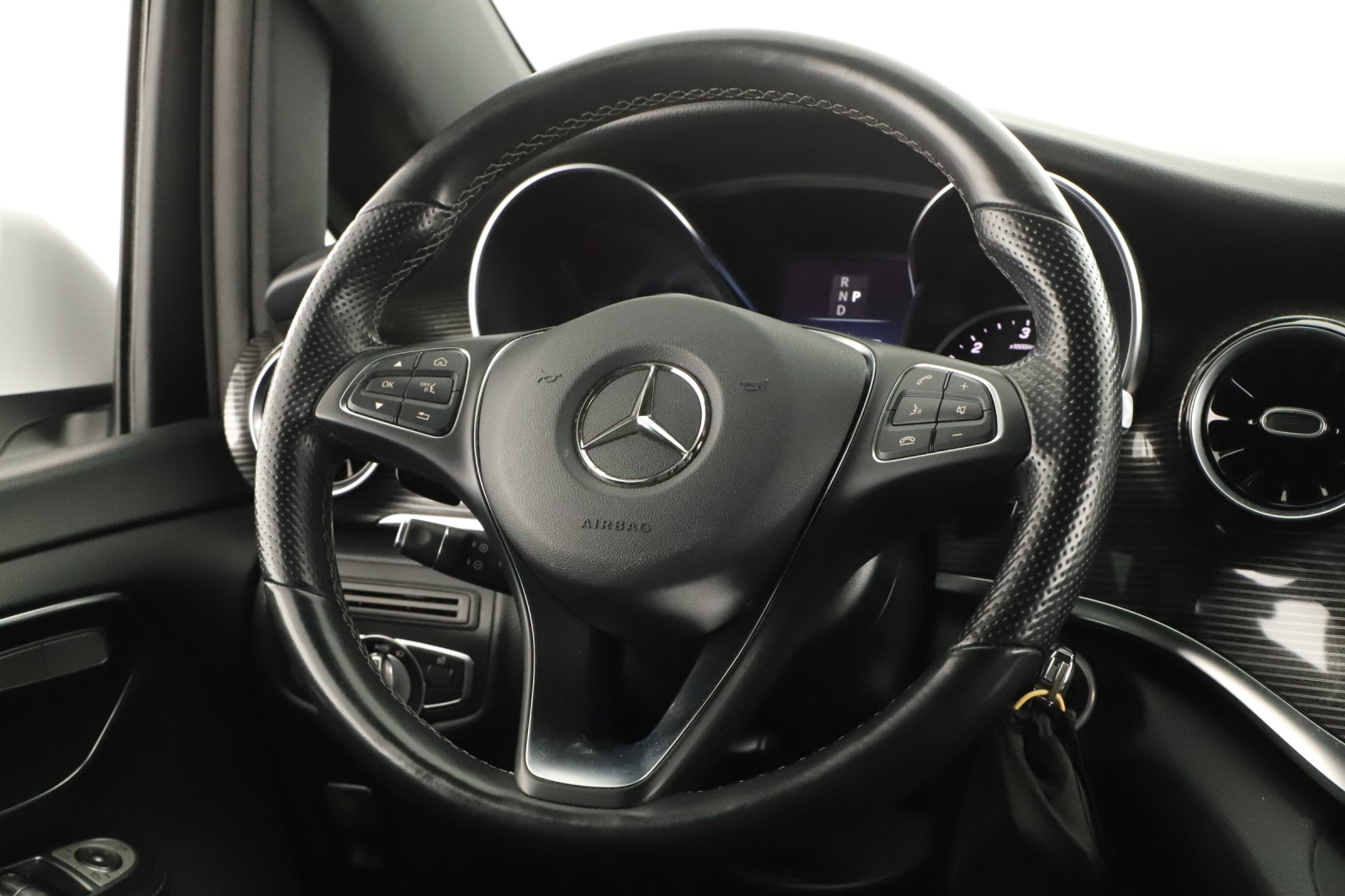 Mercedes-Benz V - 2020