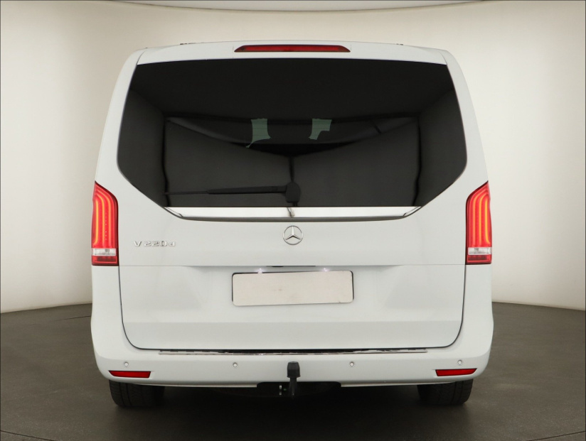 Mercedes-Benz V, 2020